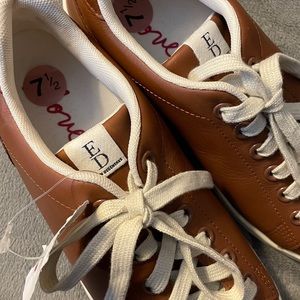ED Ellen DeGeneres Love Brown Leather sneakers 7.5
